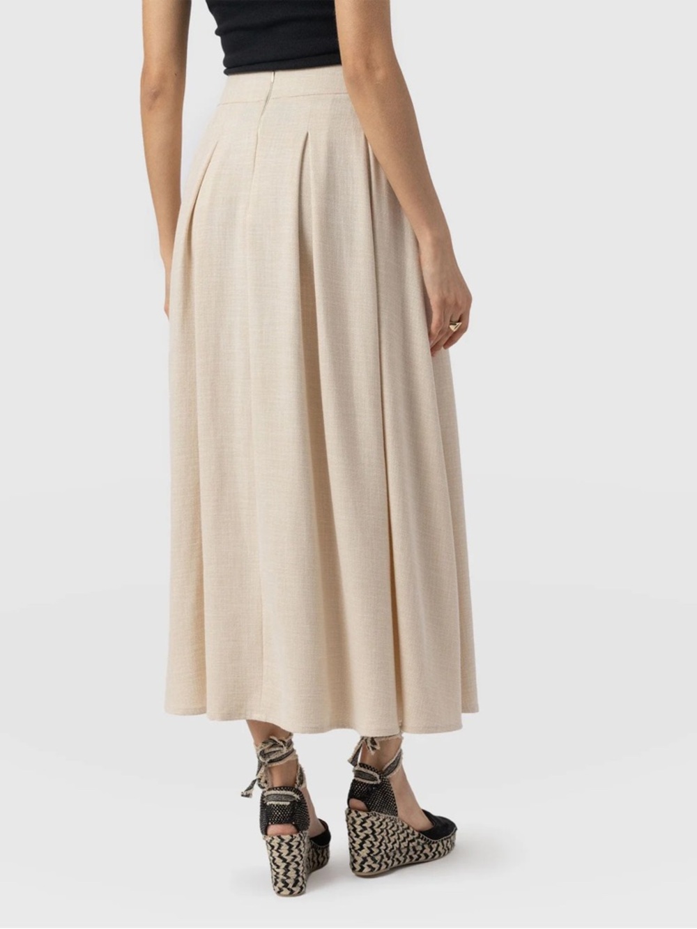NWT (size 6) Saint and Sofia Eliza Pleated Skirt - Cream - Picture 3 of 5